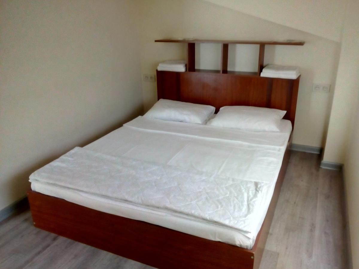 The Rooms Hostel เยเรวาน ภายนอก รูปภาพ