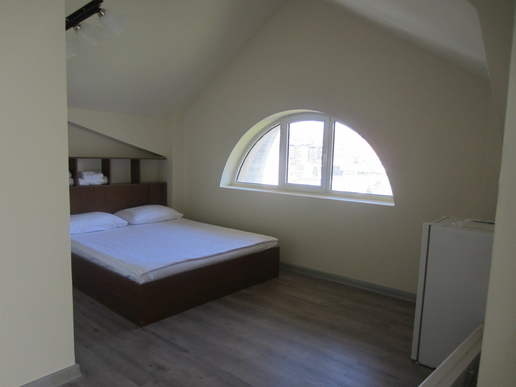 The Rooms Hostel เยเรวาน ภายนอก รูปภาพ
